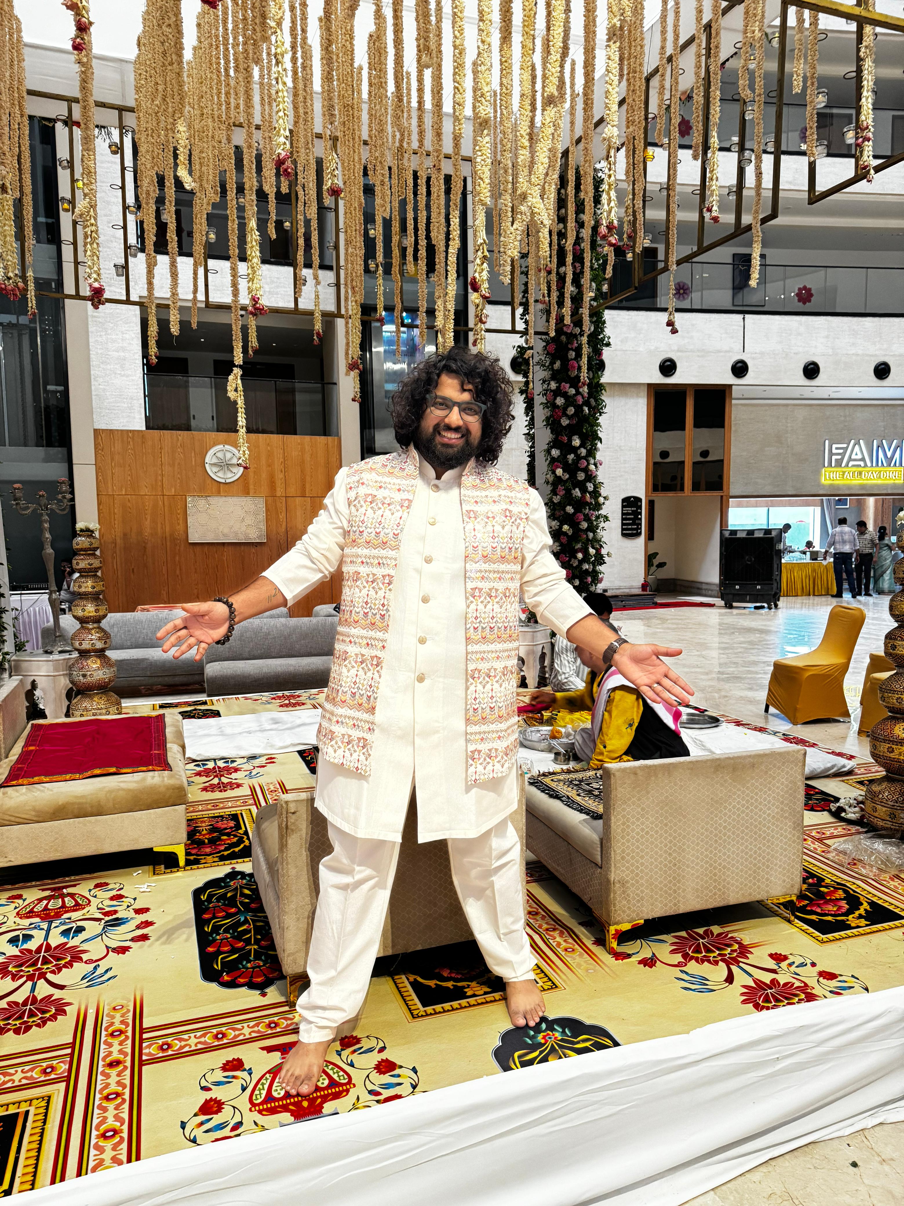 Bhagirath Dave - Auctioneer with Energy