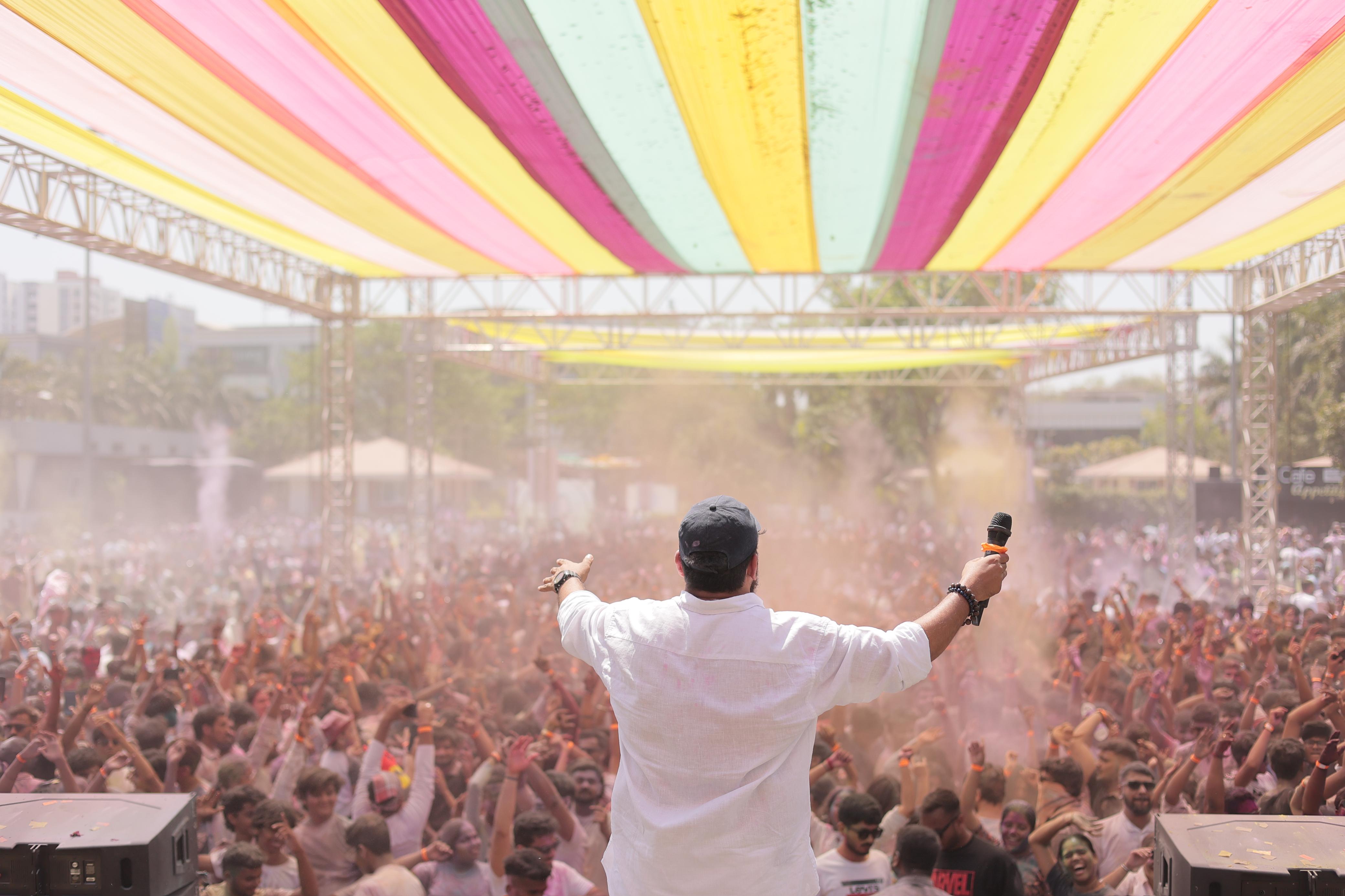 Bhagirath Dave - Anchor & Actor for Special Events